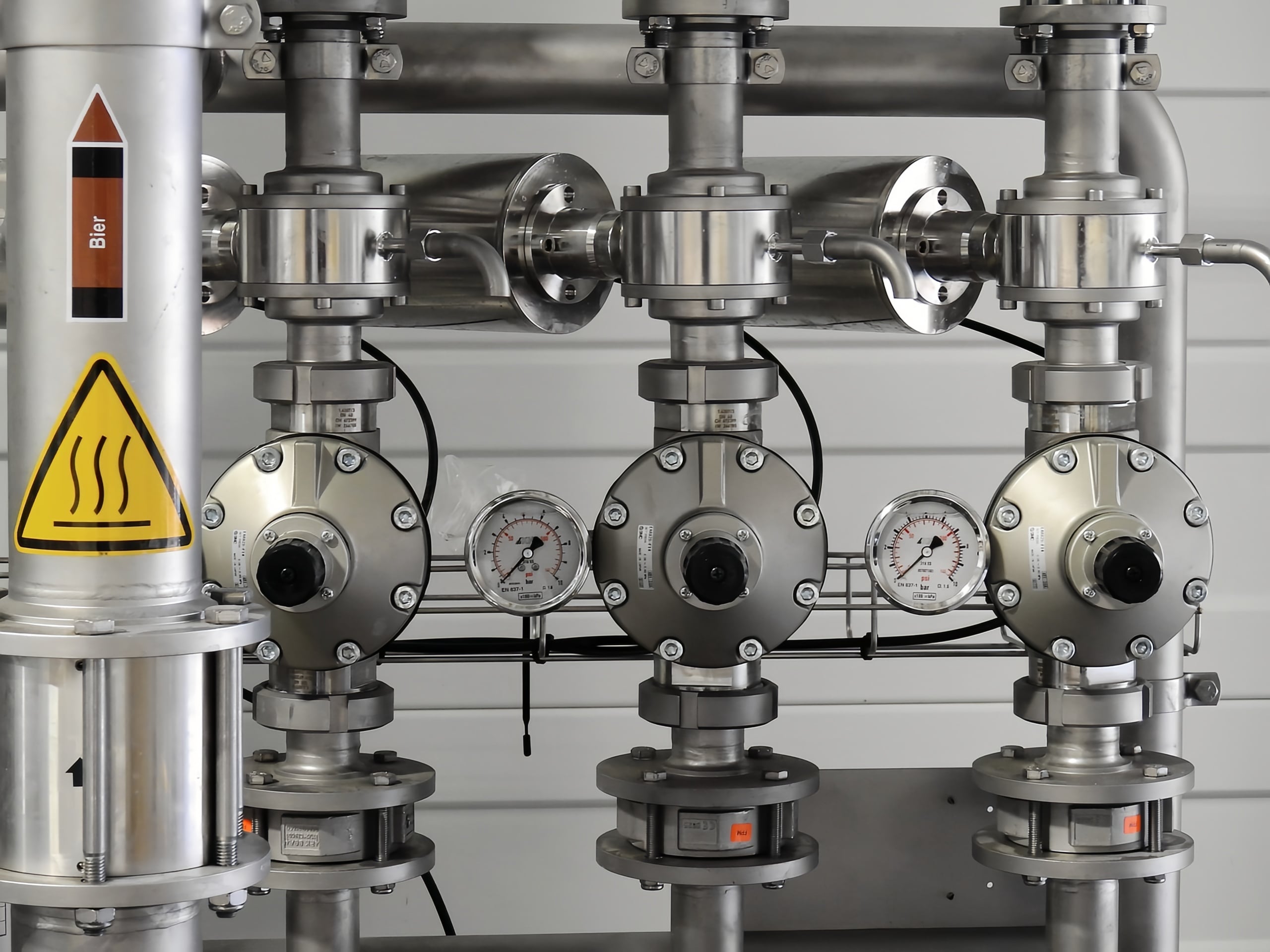 industry-2147426_1280.jpg