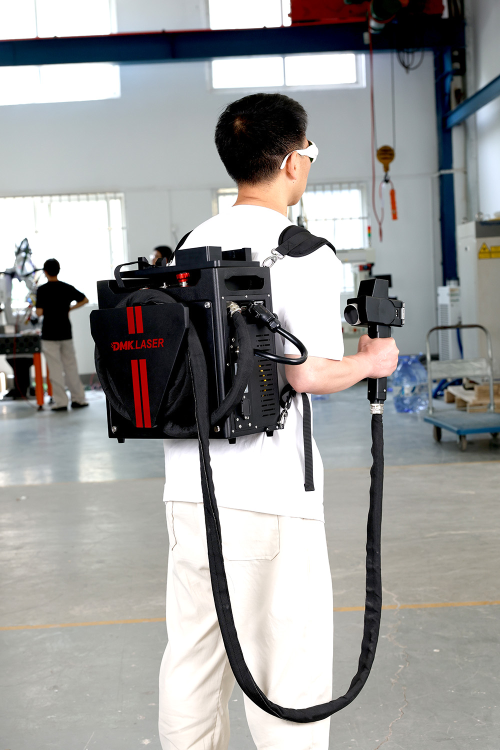 DMK 200W Compact Laser Rust remover machine manufacture