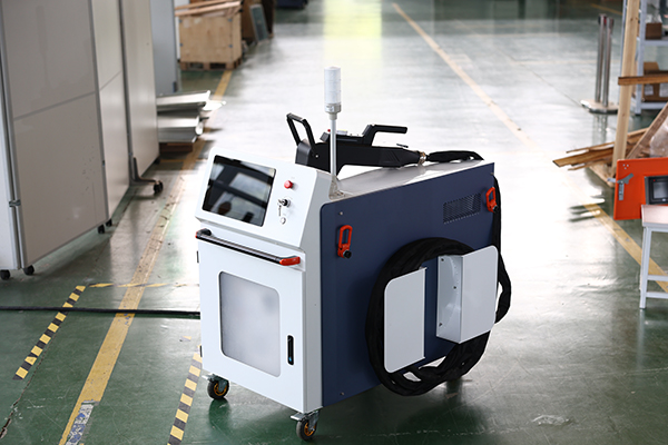 Composite Light Source Laser Cleaning Machine23.JPG