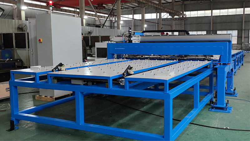Large-Format Laser Splicing Welding System2.jpg