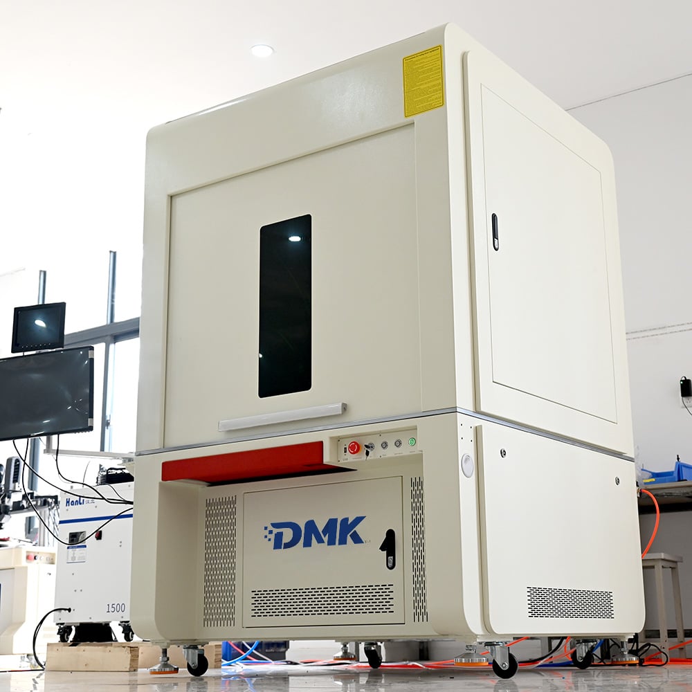ماكينة لحام السيارات DMK ليزر منصة مغلقة