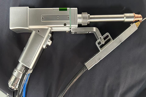 6000W handheld Laser welding machine31.jpg