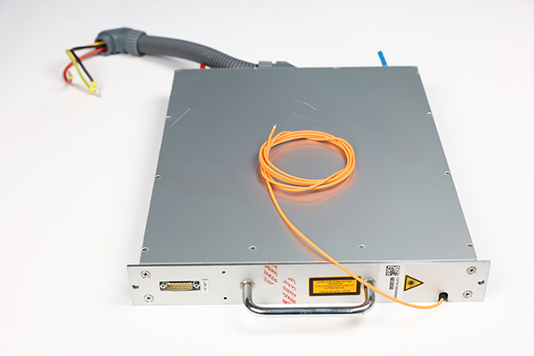 IPG laser generator optical module12.JPG