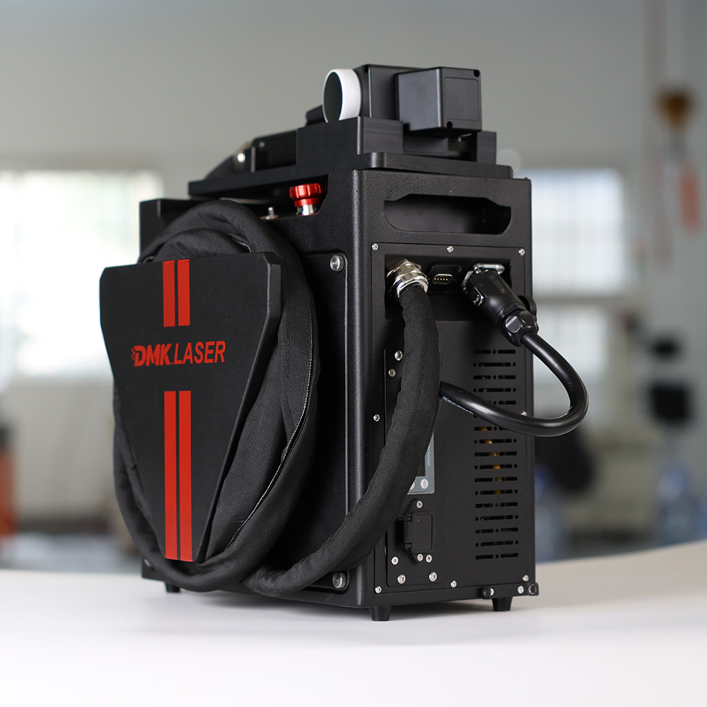 DMK 200W Compact Laser Rust remover machine factory