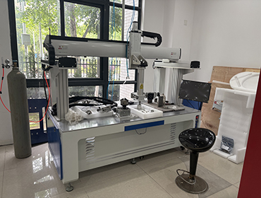 5-1 laser welding machine.jpg