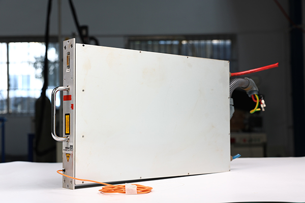 IPG laser generator optical module41.JPG