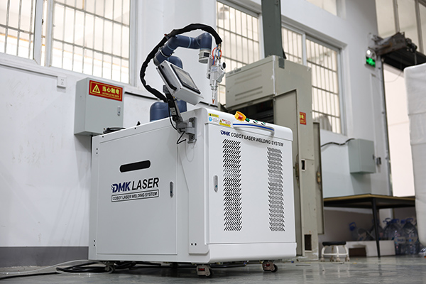 Collaborative Robotic Laser Welder 11.jpg