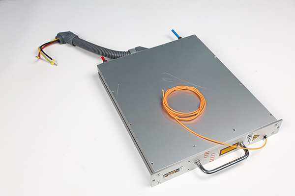IPG laser generator optical module11.JPG