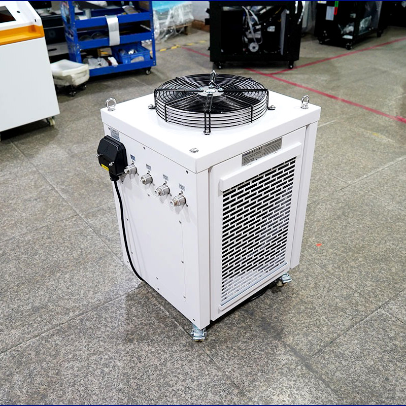 مبرد الليزر QGWL-1000WDR-1225 لقطع الليزر