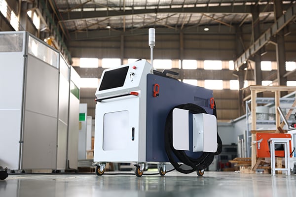 Composite Light Source Laser Cleaning Machine32.JPG
