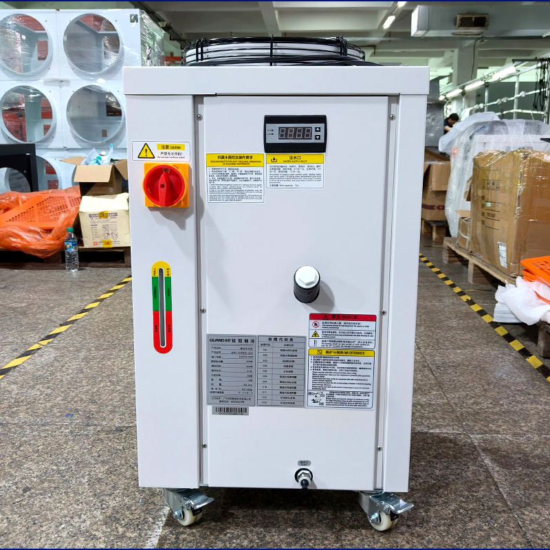 QGWL-1500WDR-1225 Laser Chiller For Laser Cutting Machine factory