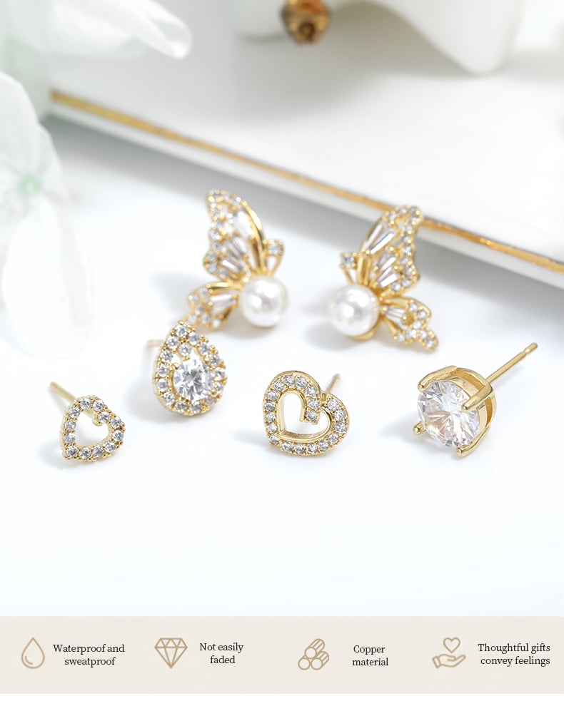 Single four claw CZ stud earring 3mm in gold.jpg