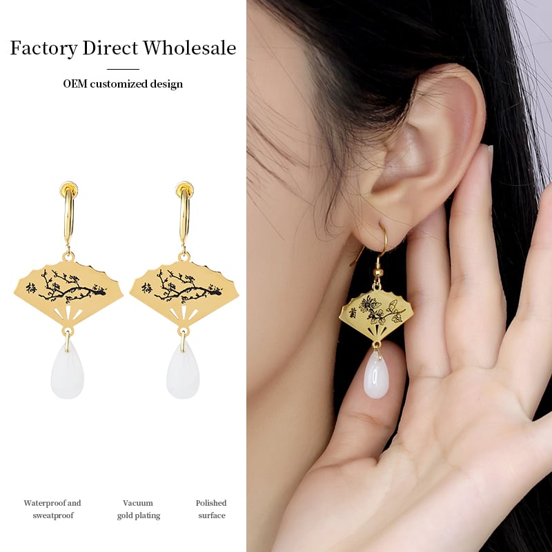 Four Gentlemen Earrings – B Style in White and Green Themes