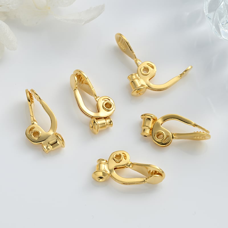 Waterdrop earring clip side hole gold spec.jpg