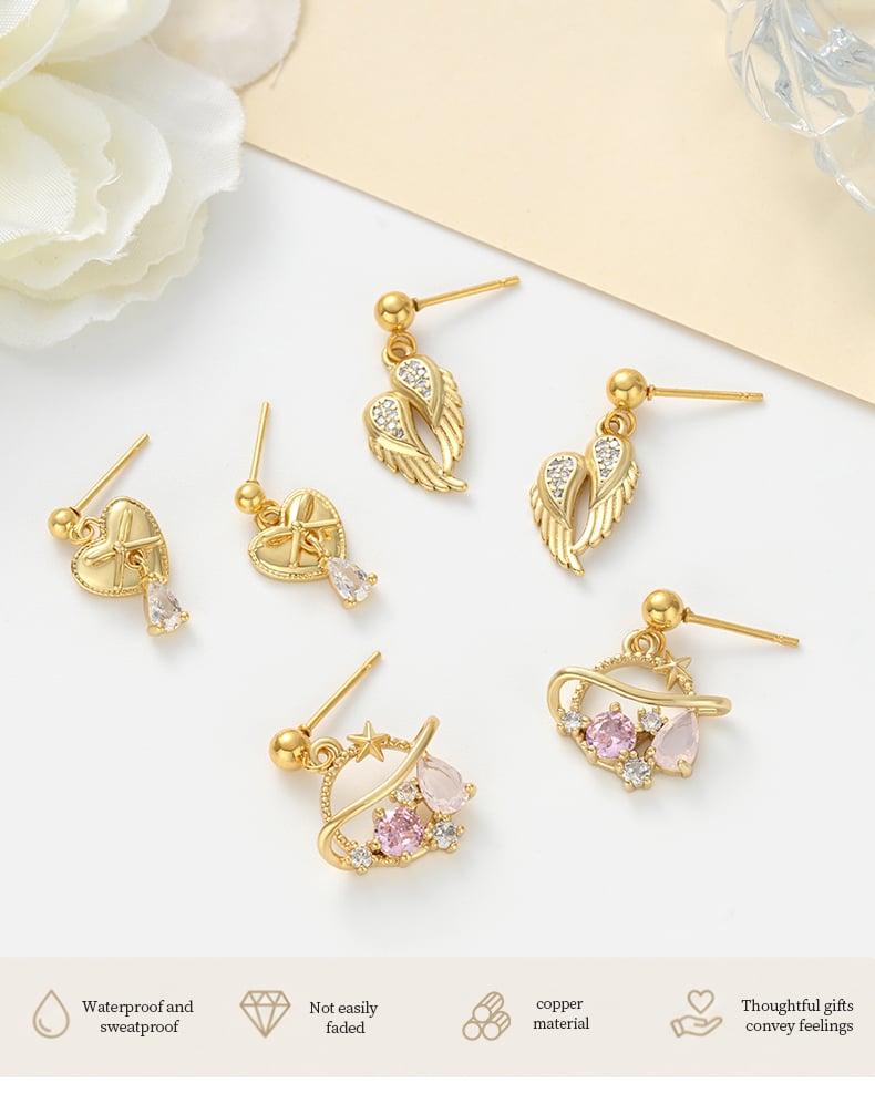 Heart motif CZ dangle stud earring 11x10mm in gold.jpg