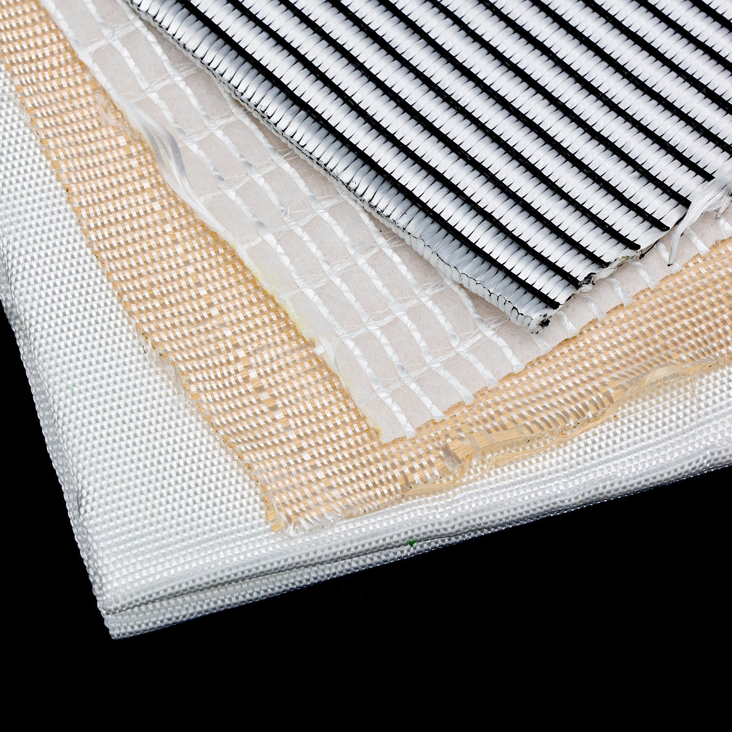 Où trouver des fournisseurs fiables de tissus géotextiles tissés pour des commandes en gros