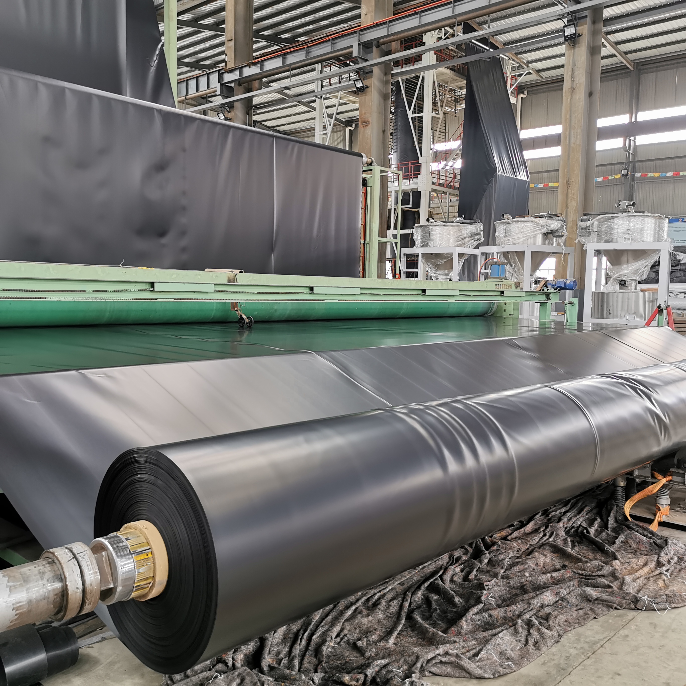 Zakaj so HDPE geomembranske plošče idealne za varstvo okolja?