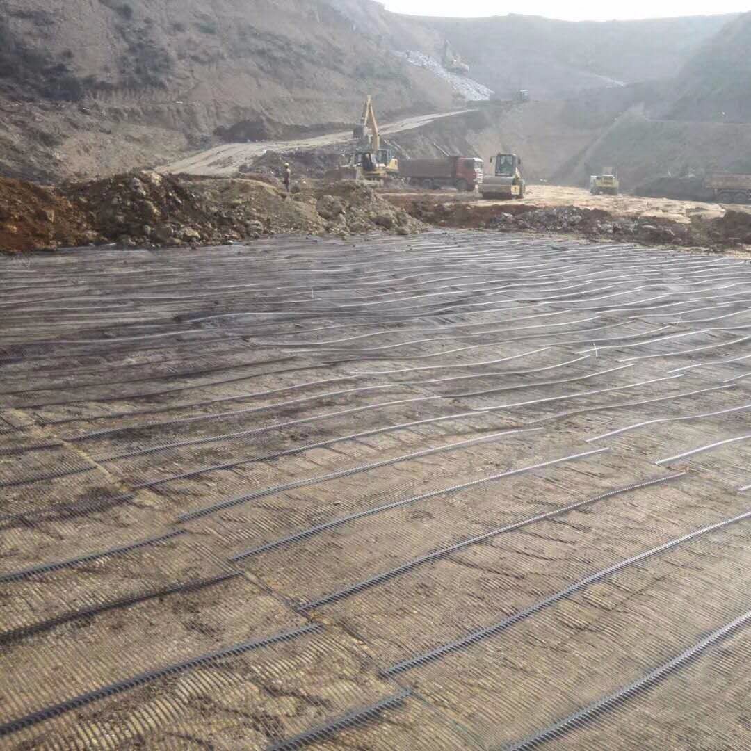 How Erosion Control Geogrids Enhance Drainage and Prevent Soil Erosion?