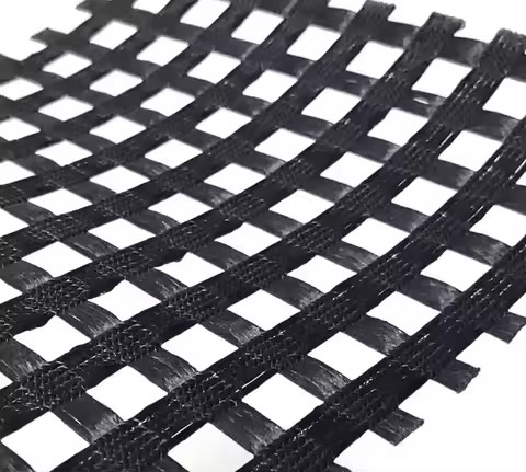 Quelle est la rentabilité de l'utilisation du tissu géogrille dans des applications à grande échelle ?