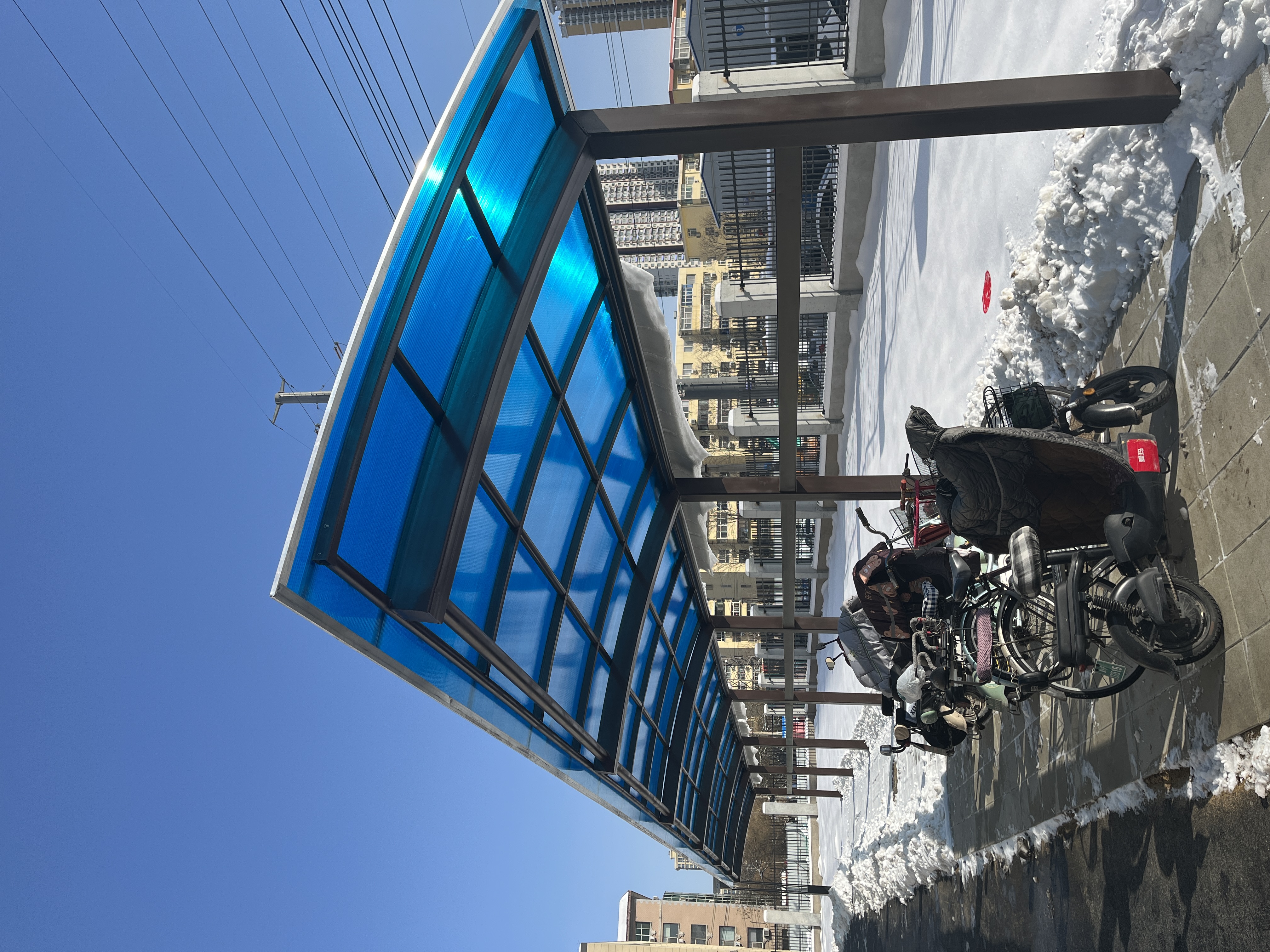 A New Trend in Building-Integrated Photovoltaics: How Polycarbonate Skylight Panels Power the Building Energy Transition
