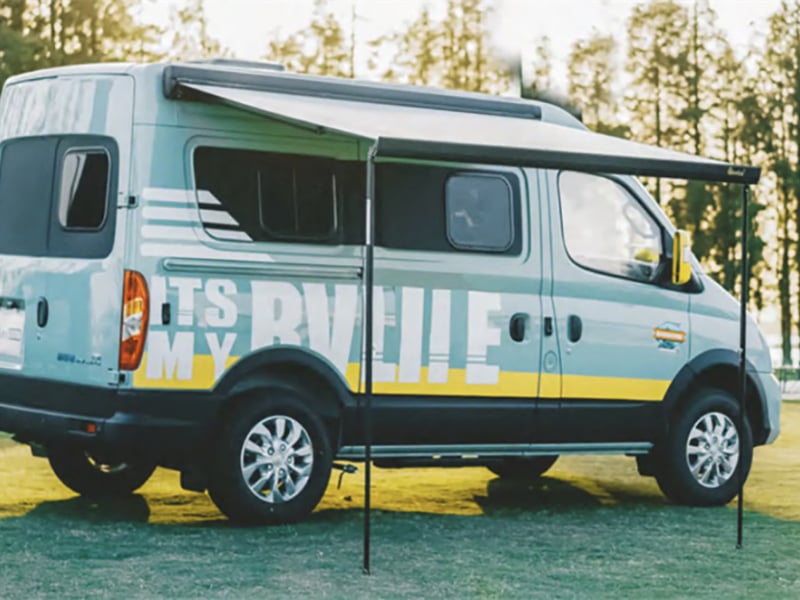 Market Analysis of Full-Cassette Solar RV Awnings