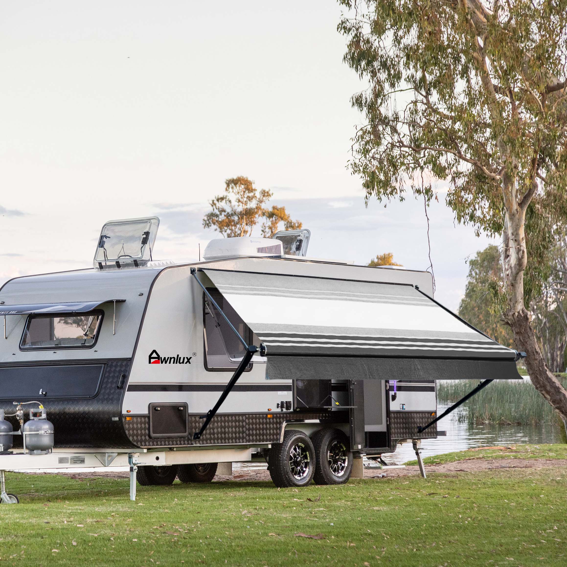 Customizable RV Awnings for Your Unique Lifestyle