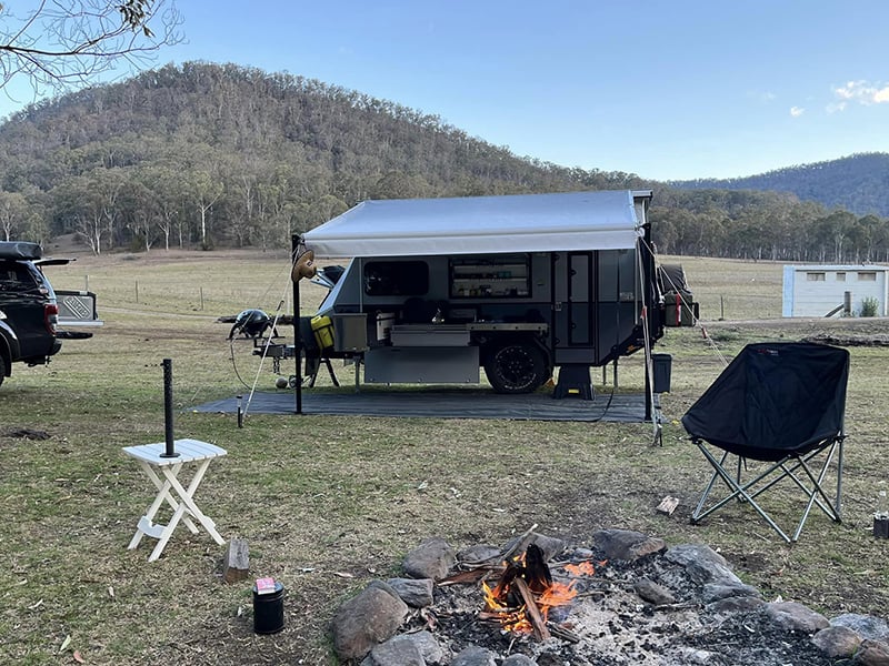 Choosing the Right RV Awning A Guide for Commercial Use and Volume Buyers