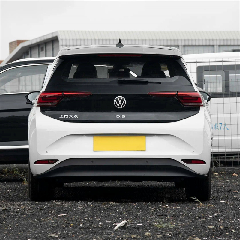 How Compact SUV PHEVs Are Revolutionizing the Automotive Marke