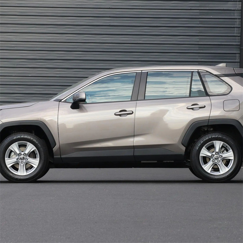 What Are Common Usage Issues with Luxury Hybrid SUVs and How to Address Them?