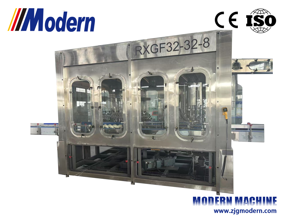 Juice bottling machine