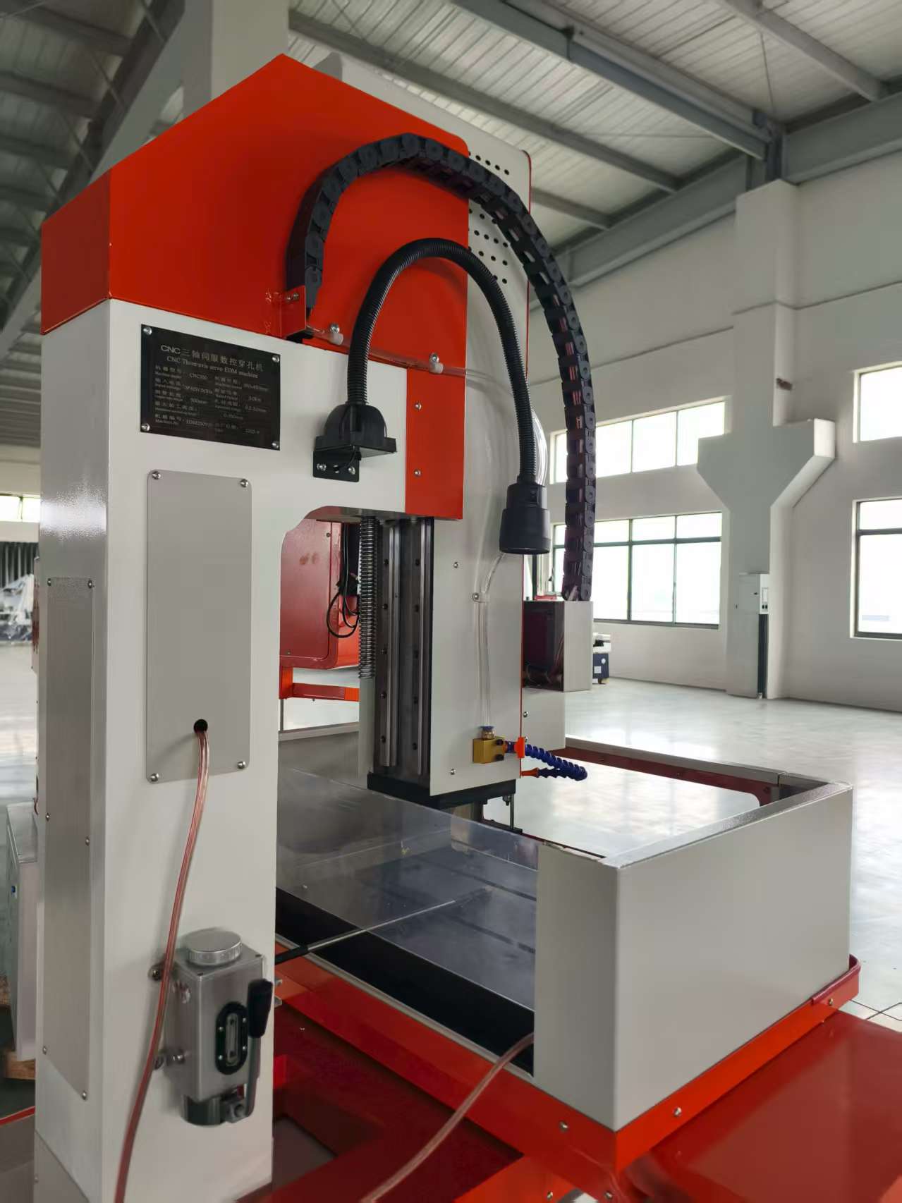 Ukusebenza okufanayo kwe-Automation yokubhala i-Wire Edm ngaphandle kokubhekwa