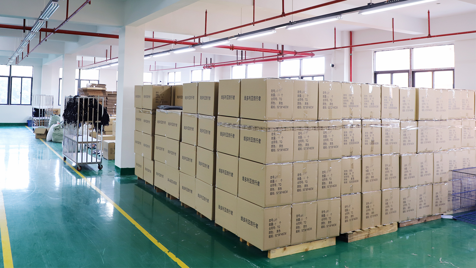 成品仓库 (1).jpg