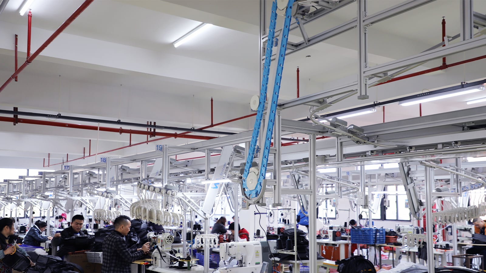 MOQ Flexibility in Laptop Backpack Manufacturing — What You Can Negotiate and What You Can't