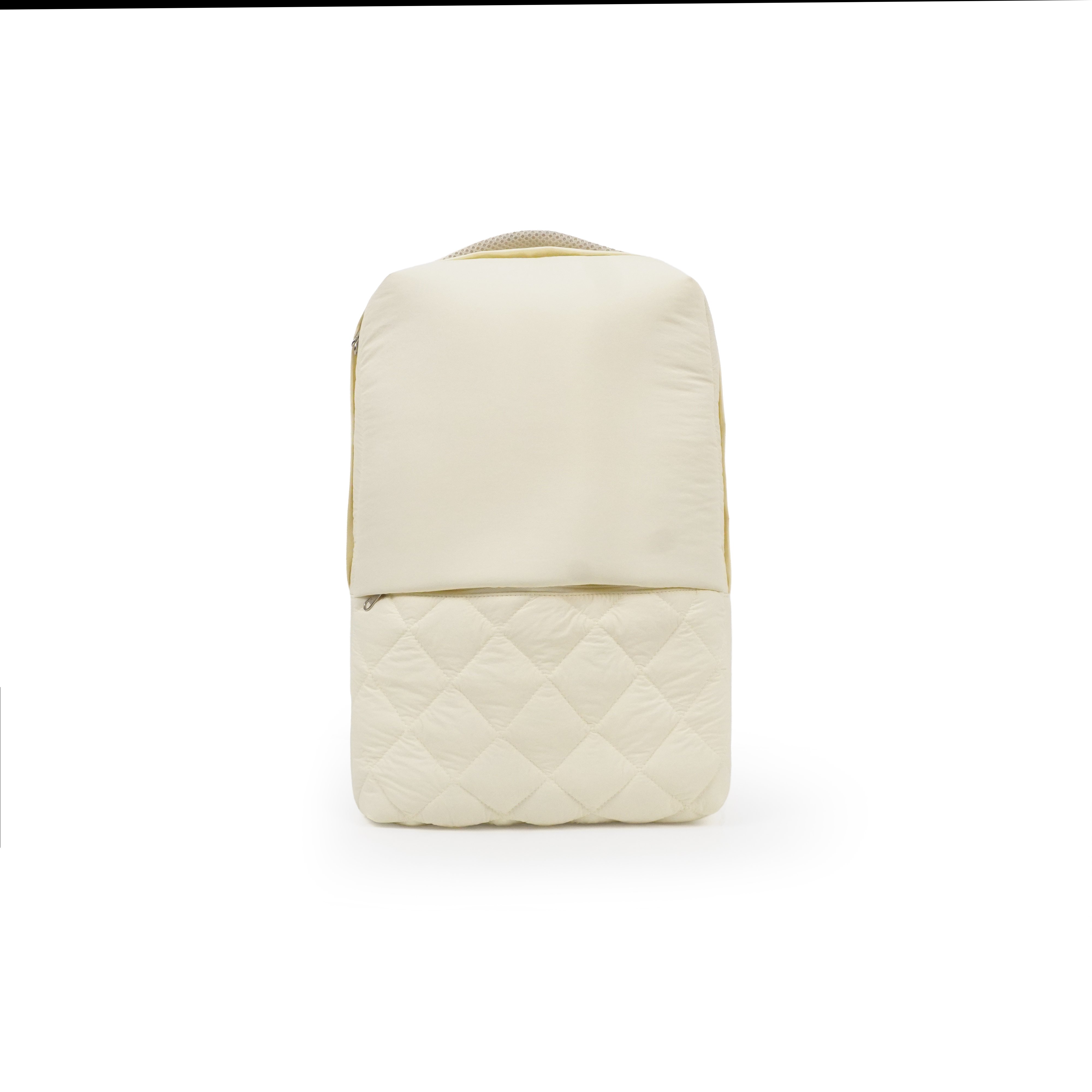 OEM Custom Logo White Casual Backpack Lightweight Daypack Low MOQ Manufacturer