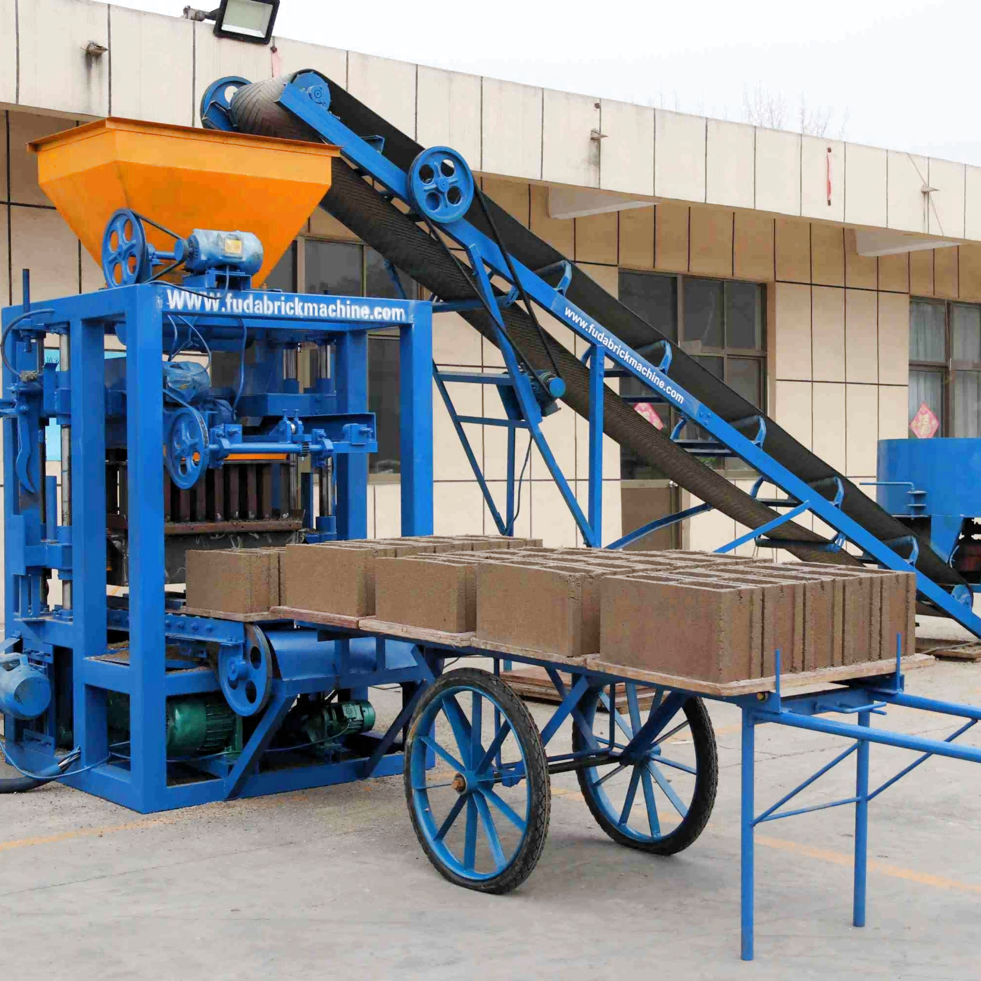 Coût de la machine à fabriquer des briques – Abordable et haute performance