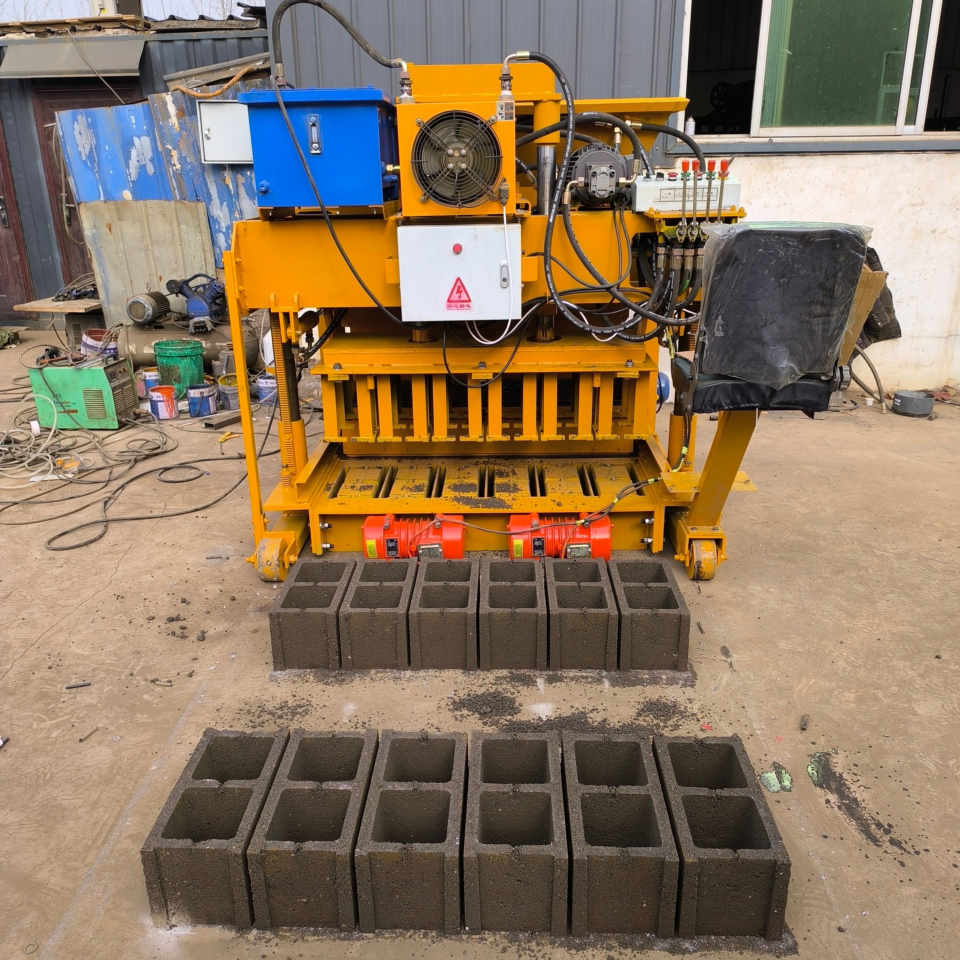 Prix de la machine de fabrication de briques – Abordable et haute performance