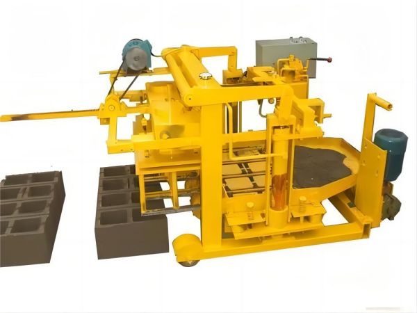 Machine automatique de pose de briques : La pleine automatisation réduit les coûts de main-d'œuvre et améliore considérablement l'efficacité globale de production