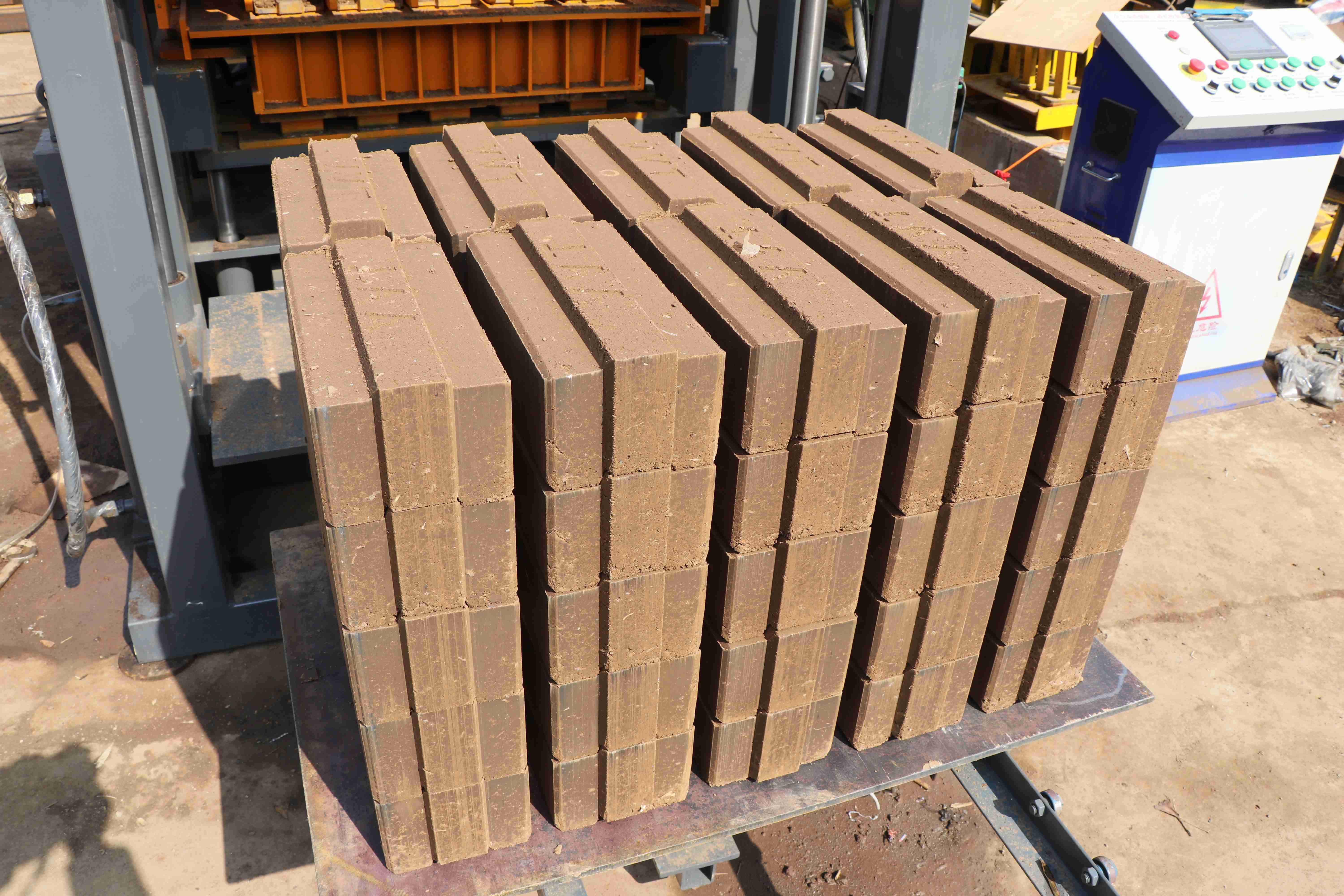 automatic clay block machine56.jpg