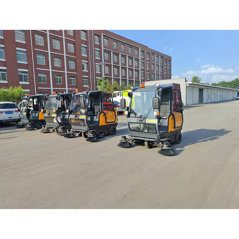 تجهیزات تمیزکاری ضروری برای هر خانه