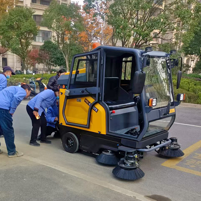 What Are the Top Features of High-Quality Electric Push Sweepers?