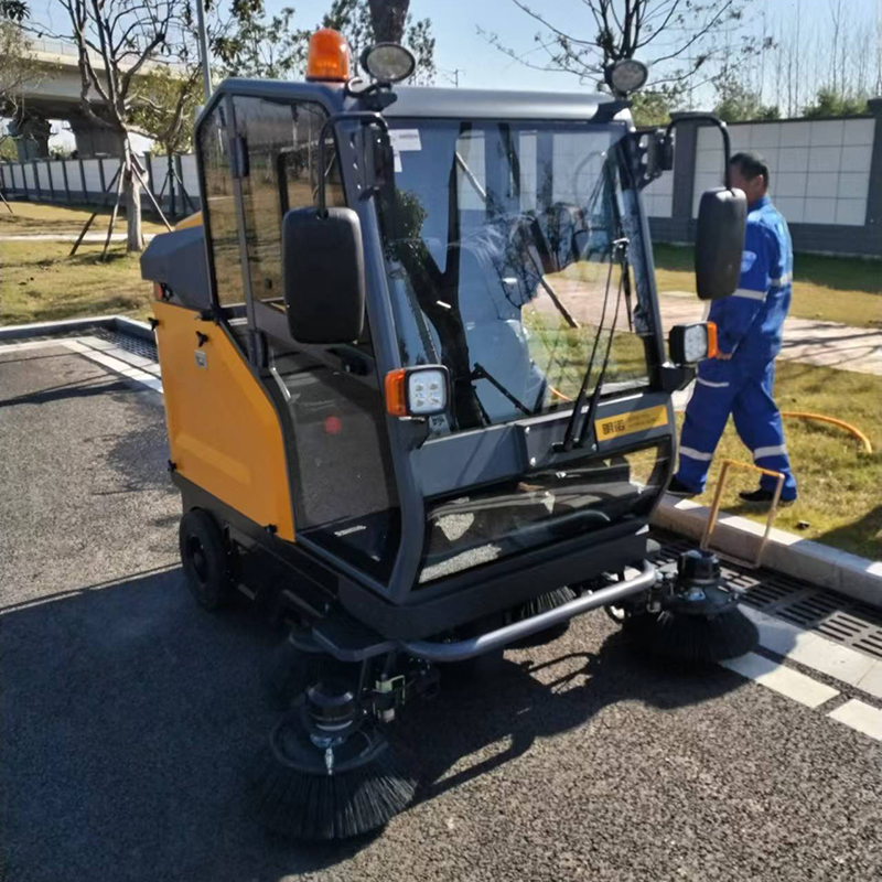 Kentsel Temizlikte Çöp Temizleyicilerinin Önemli Rolü