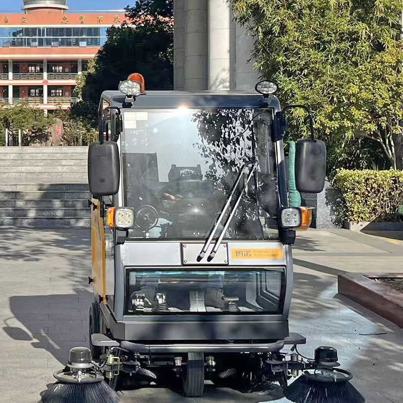 Comment les balayeuses électriques pour extérieur réduisent-elles l’impact environnemental par rapport aux modèles à essence ?