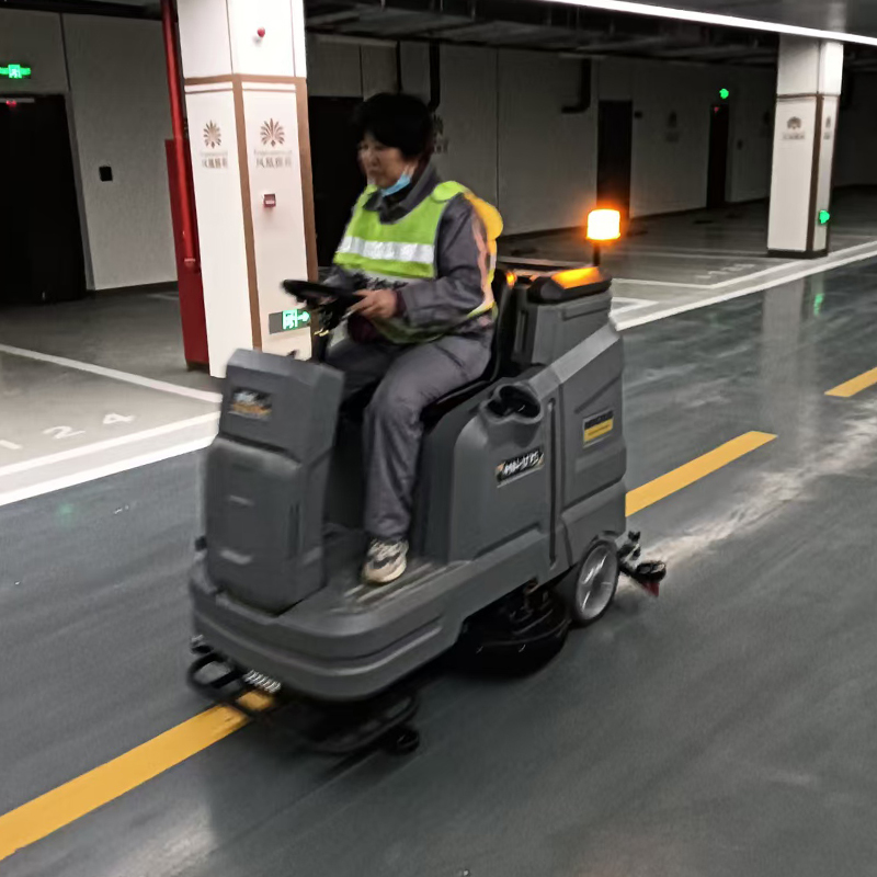 Maximize Productivity with a Ride-On Scrubber Solution