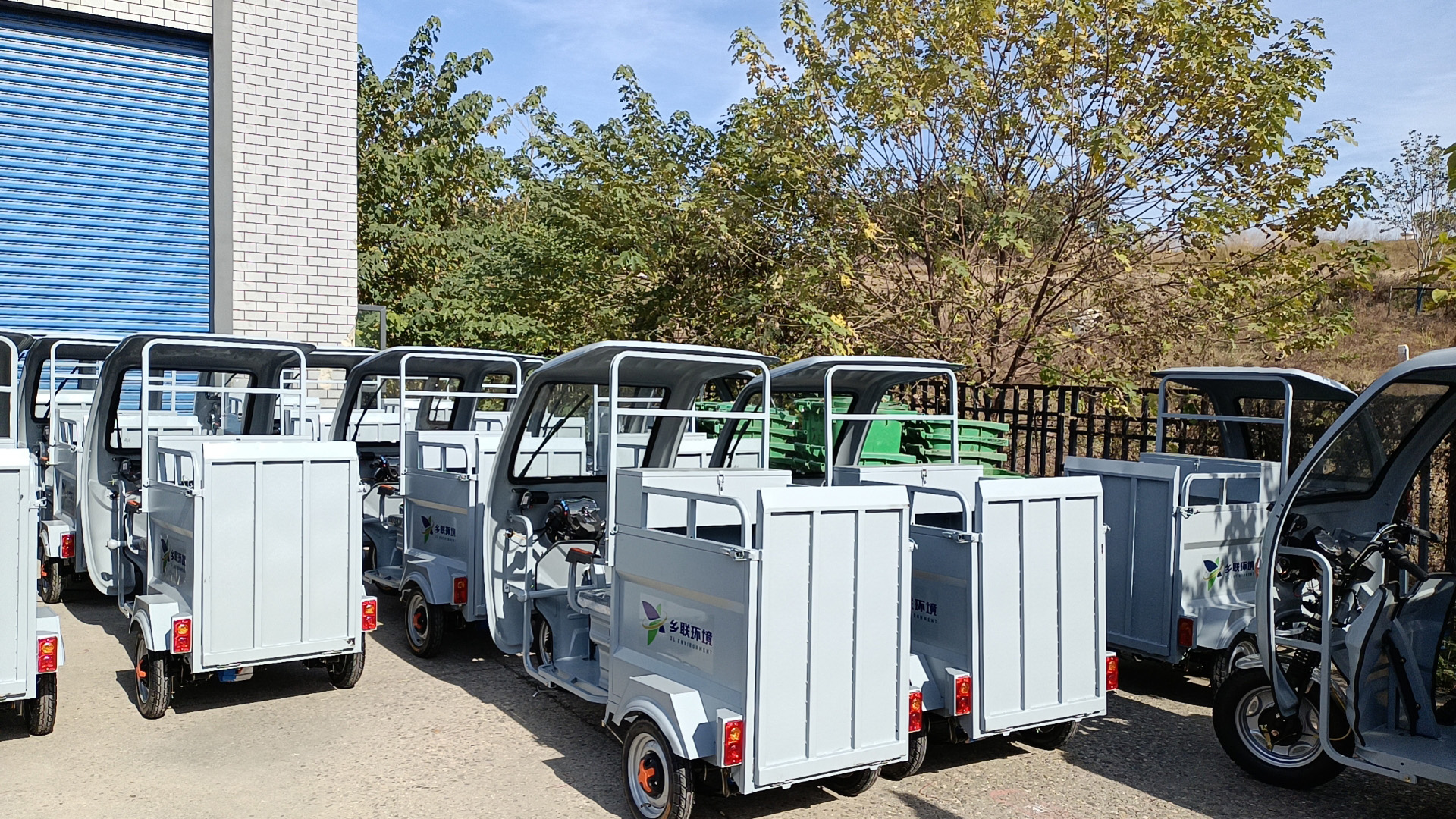 Zero Emissions Zero Excuses How the New Electric Trash Truck Keeps Your City Clean Without the Clatter1.png