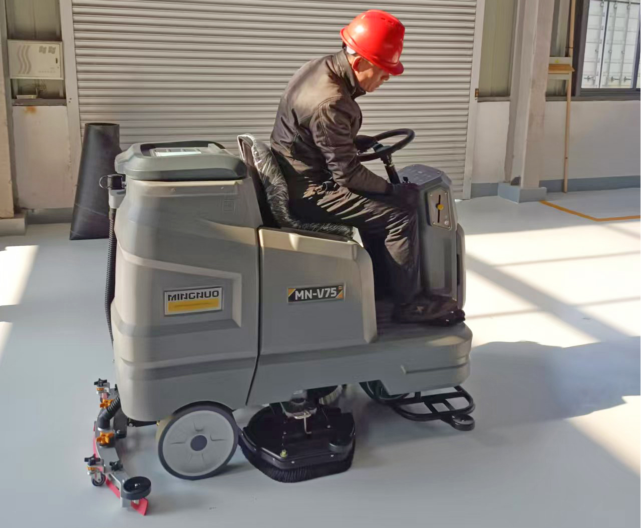 Stop Pushing  Start Cruising  How Industrial Ride-On Floor Scrubbers Turn Drudgery into a Joyride1.png