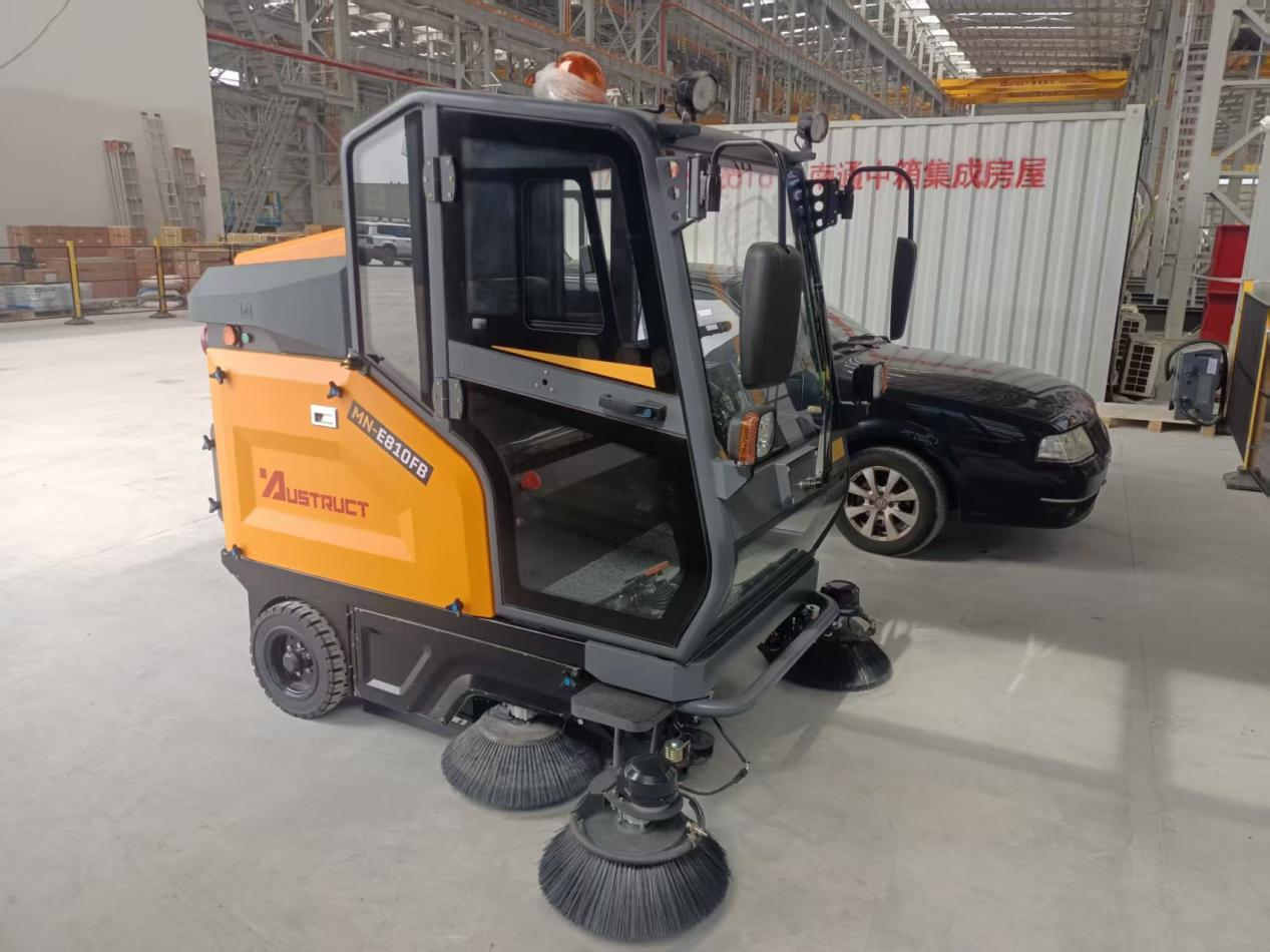 How to Choose the Right Industrial Street Sweeper for Factory Roads and Production Workshops (1).png