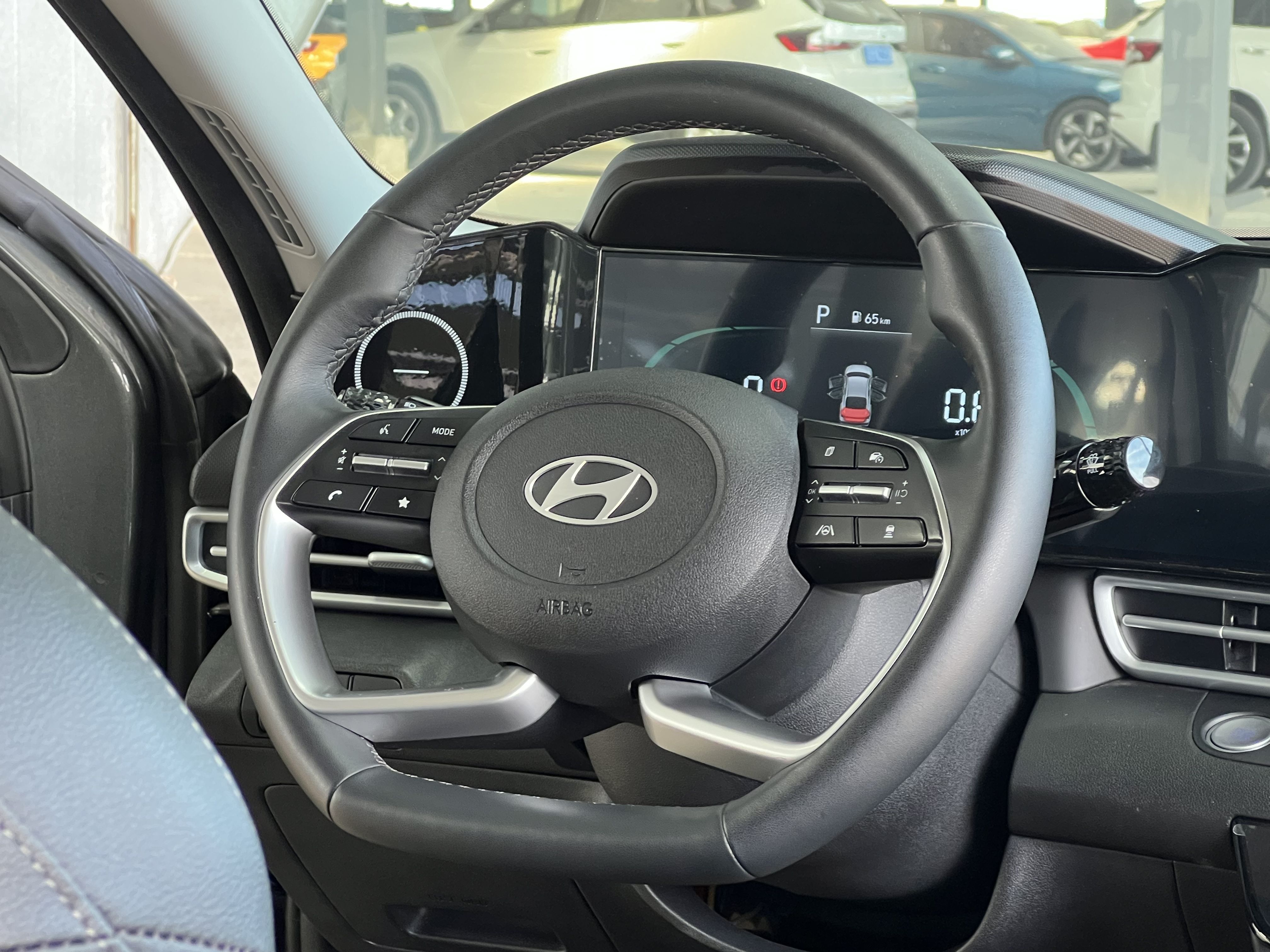 2023款 1.5L CVT LUX (11).jpeg