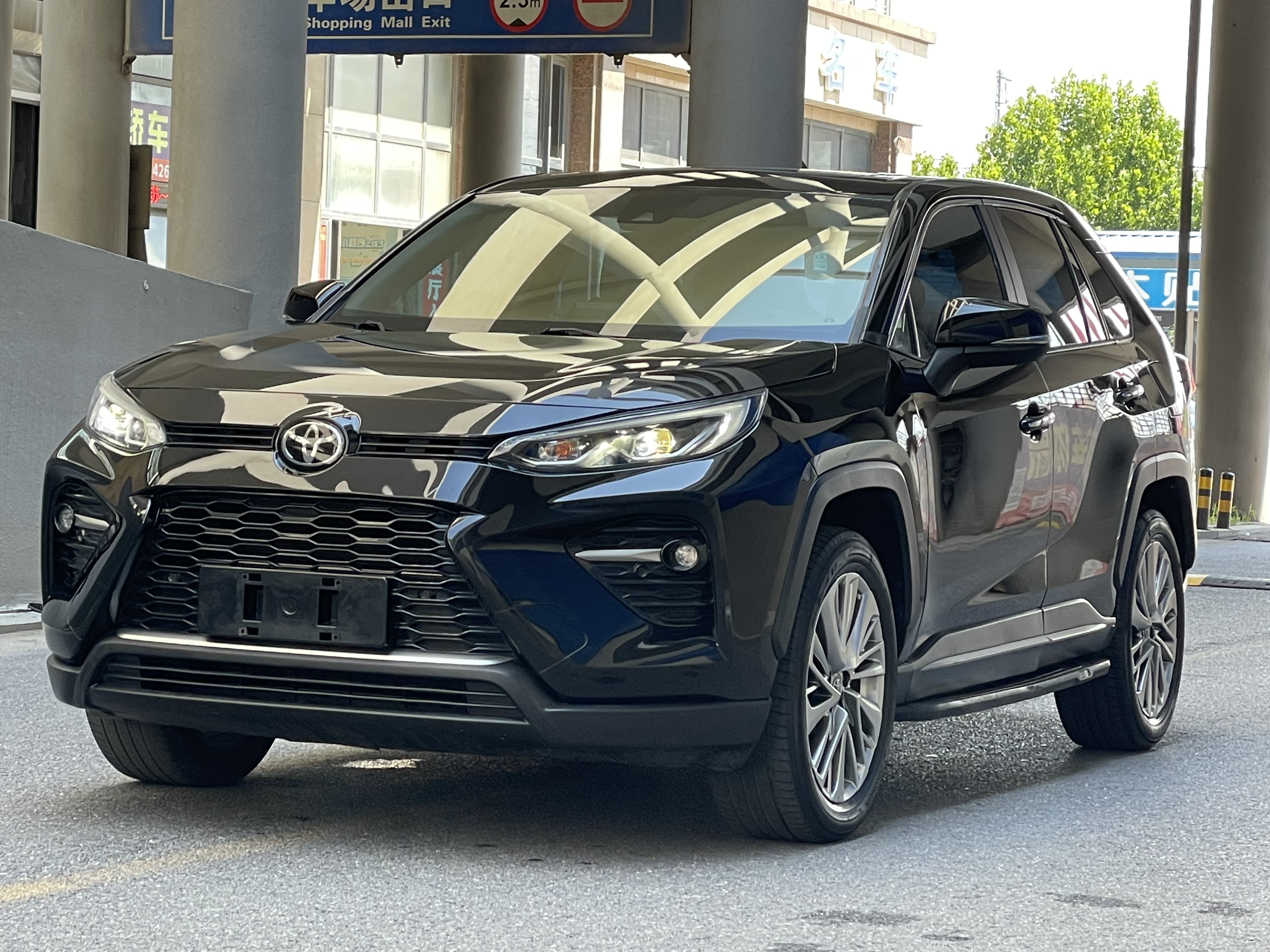 Toyota Wildlander 2020 2.0L CVT 2WD Premium Edition