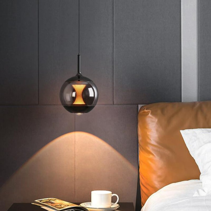 Lampu Gantung Dekoratif Logam LED Berbentuk Bola Kaca Bergaya Vintage untuk Restoran dan Kamar Tidur