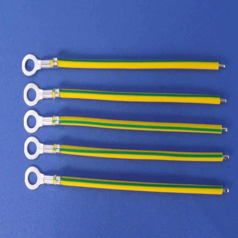 Yellow-Green Ground Wire with Φ4.2mm Ring Terminal for Lamp Safety Grounding
